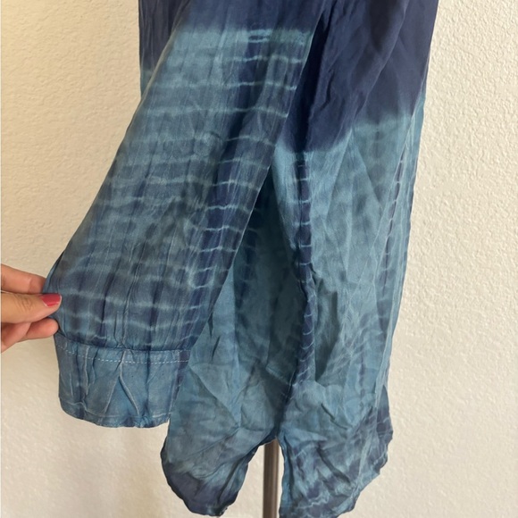 Chic Ombre Navy and Light Blue Women's Tunic - Picture 4 of 11